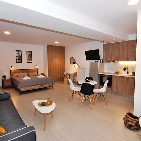 Brand New Cozy Basement Apartment Argostolion Exterior foto