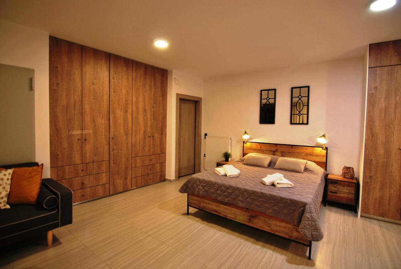 Brand New Cozy Basement Apartment Argostolion Exterior foto